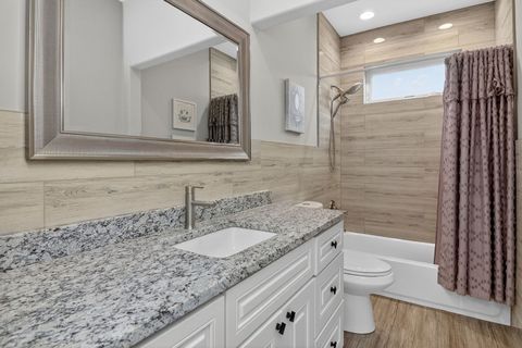 Tiny photo for 669 E Byron Avenue, Addison, IL 60101 (MLS # 12621258)