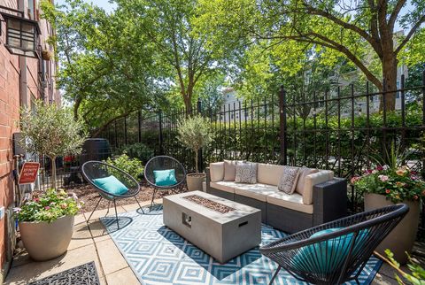 Tiny photo for 2849 N Wolcott Avenue #A, Chicago, IL 60657 (MLS # 12565760)