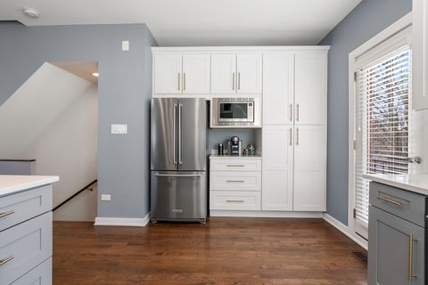 Tiny photo for 2849 N Wolcott Avenue #A, Chicago, IL 60657 (MLS # 12565760)