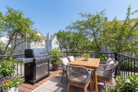 Tiny photo for 2849 N Wolcott Avenue #A, Chicago, IL 60657 (MLS # 12565760)