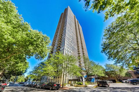 1660 N La Salle Drive 2402 Chicago IL 60614