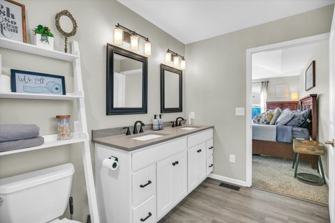 Tiny photo for 1315 West Ridge Lane, Champaign, IL 61822 (MLS # 12498509)