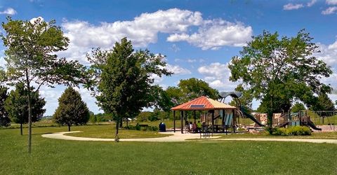 Tiny photo for 1315 West Ridge Lane, Champaign, IL 61822 (MLS # 12498509)