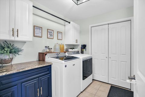 Tiny photo for 1315 West Ridge Lane, Champaign, IL 61822 (MLS # 12498509)