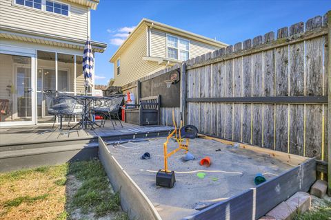 Tiny photo for 1315 West Ridge Lane, Champaign, IL 61822 (MLS # 12498509)