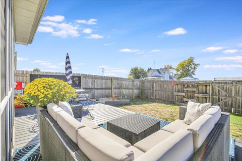 Tiny photo for 1315 West Ridge Lane, Champaign, IL 61822 (MLS # 12498509)