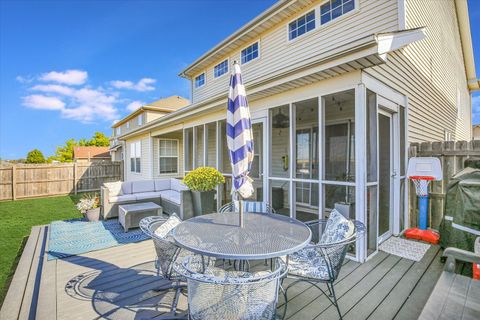 Tiny photo for 1315 West Ridge Lane, Champaign, IL 61822 (MLS # 12498509)