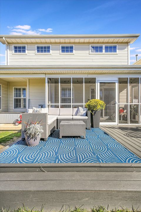 Tiny photo for 1315 West Ridge Lane, Champaign, IL 61822 (MLS # 12498509)