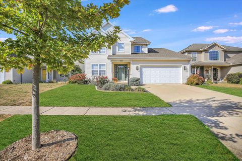Tiny photo for 1315 West Ridge Lane, Champaign, IL 61822 (MLS # 12498509)