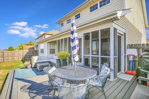 Tiny photo for 1315 West Ridge Lane, Champaign, IL 61822 (MLS # 12498509)