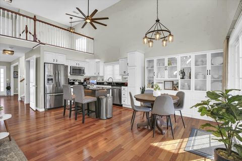 Tiny photo for 1315 West Ridge Lane, Champaign, IL 61822 (MLS # 12498509)