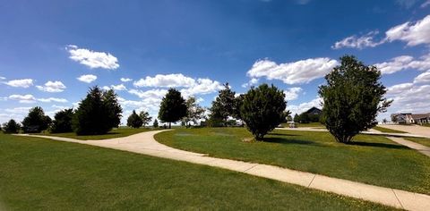 Tiny photo for 1315 West Ridge Lane, Champaign, IL 61822 (MLS # 12498509)