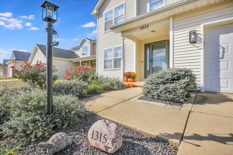 Tiny photo for 1315 West Ridge Lane, Champaign, IL 61822 (MLS # 12498509)