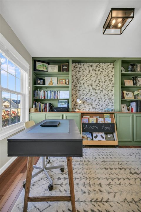 Tiny photo for 1315 West Ridge Lane, Champaign, IL 61822 (MLS # 12498509)