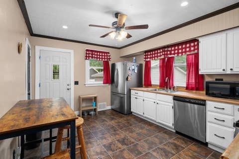 Tiny photo for 1920 Walling Court, Davenport, IA 52803 (MLS # 12672960)