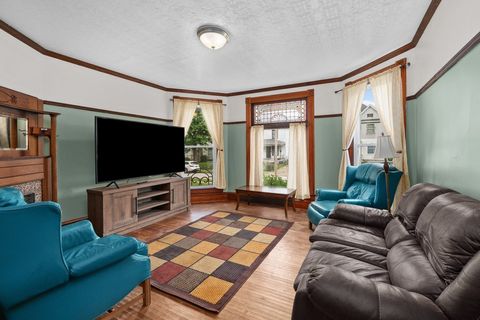 Tiny photo for 1920 Walling Court, Davenport, IA 52803 (MLS # 12672960)