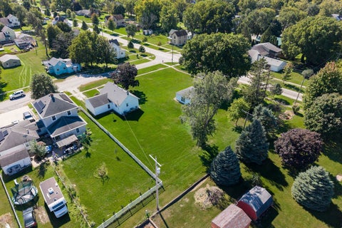 Tiny photo for 406 E Cherry Street, Chatsworth, IL 60921 (MLS # 12776759)