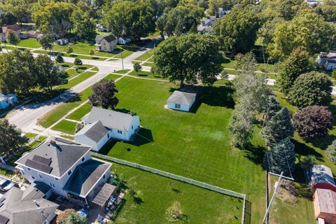 Tiny photo for 406 E Cherry Street, Chatsworth, IL 60921 (MLS # 12776759)