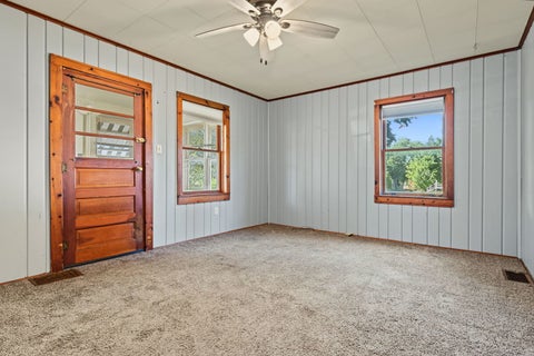 Tiny photo for 406 E Cherry Street, Chatsworth, IL 60921 (MLS # 12776759)