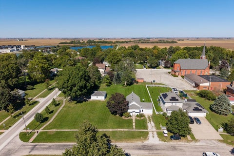 Tiny photo for 406 E Cherry Street, Chatsworth, IL 60921 (MLS # 12776759)