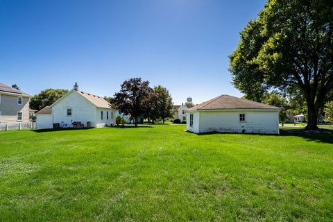Tiny photo for 406 E Cherry Street, Chatsworth, IL 60921 (MLS # 12776759)