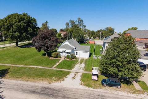 Tiny photo for 406 E Cherry Street, Chatsworth, IL 60921 (MLS # 12776759)