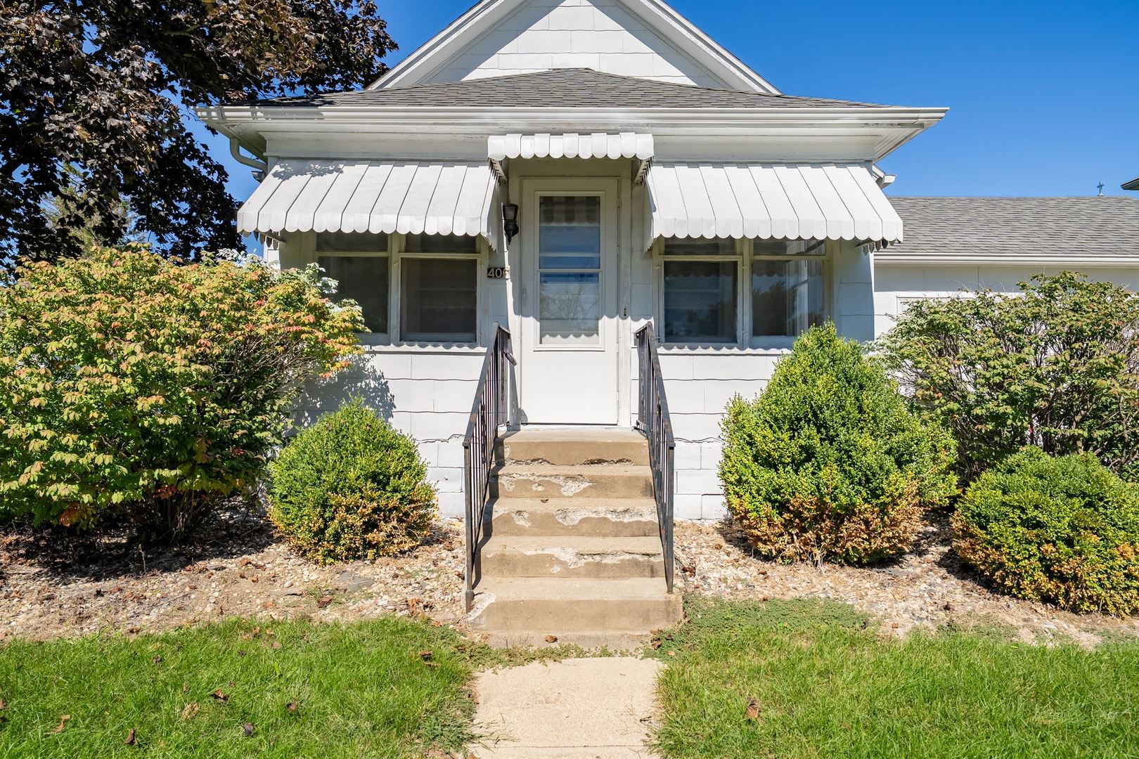 406 E Cherry Street