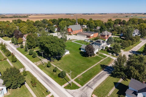 Tiny photo for 406 E Cherry Street, Chatsworth, IL 60921 (MLS # 12776759)