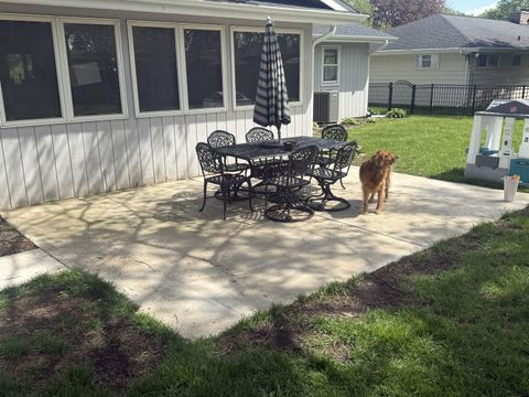 Tiny photo for 326 Maple Lane, Geneva, IL 60134 (MLS # 12632798)