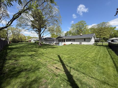 Tiny photo for 326 Maple Lane, Geneva, IL 60134 (MLS # 12632798)