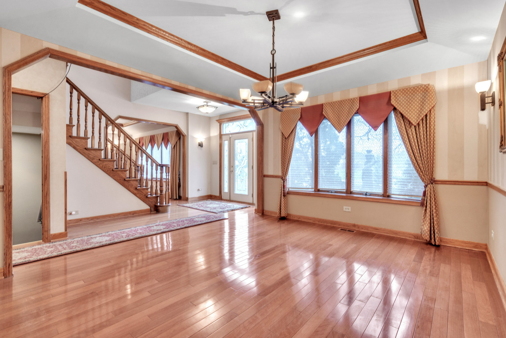 8005 Trafalgar Court