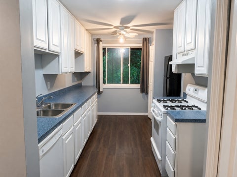 Tiny photo for 2000 Tall Oaks Drive #1A, Aurora, IL 60505 (MLS # 12737364)