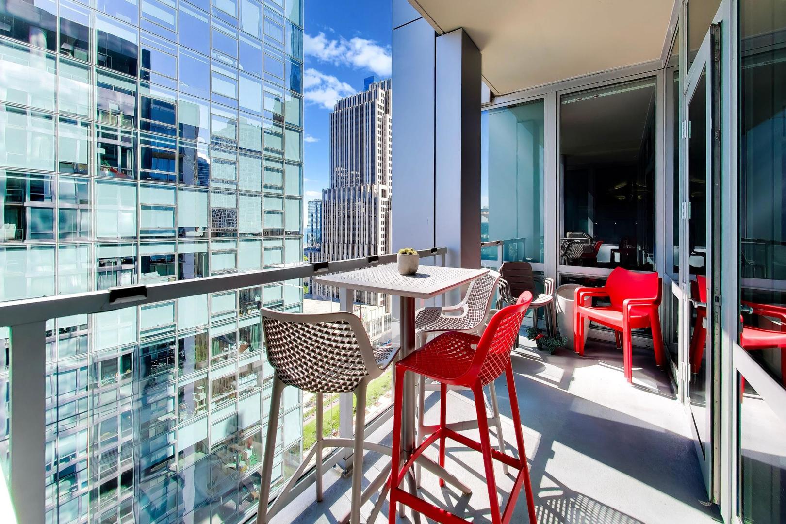 160 E Illinois Street 2207