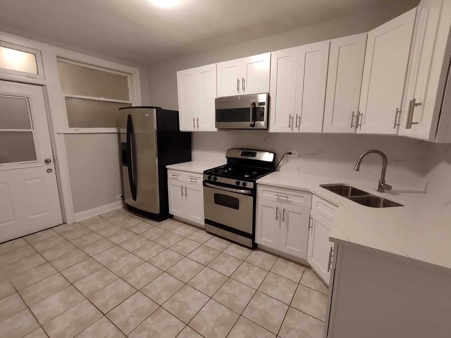 2817 W 63RD Street