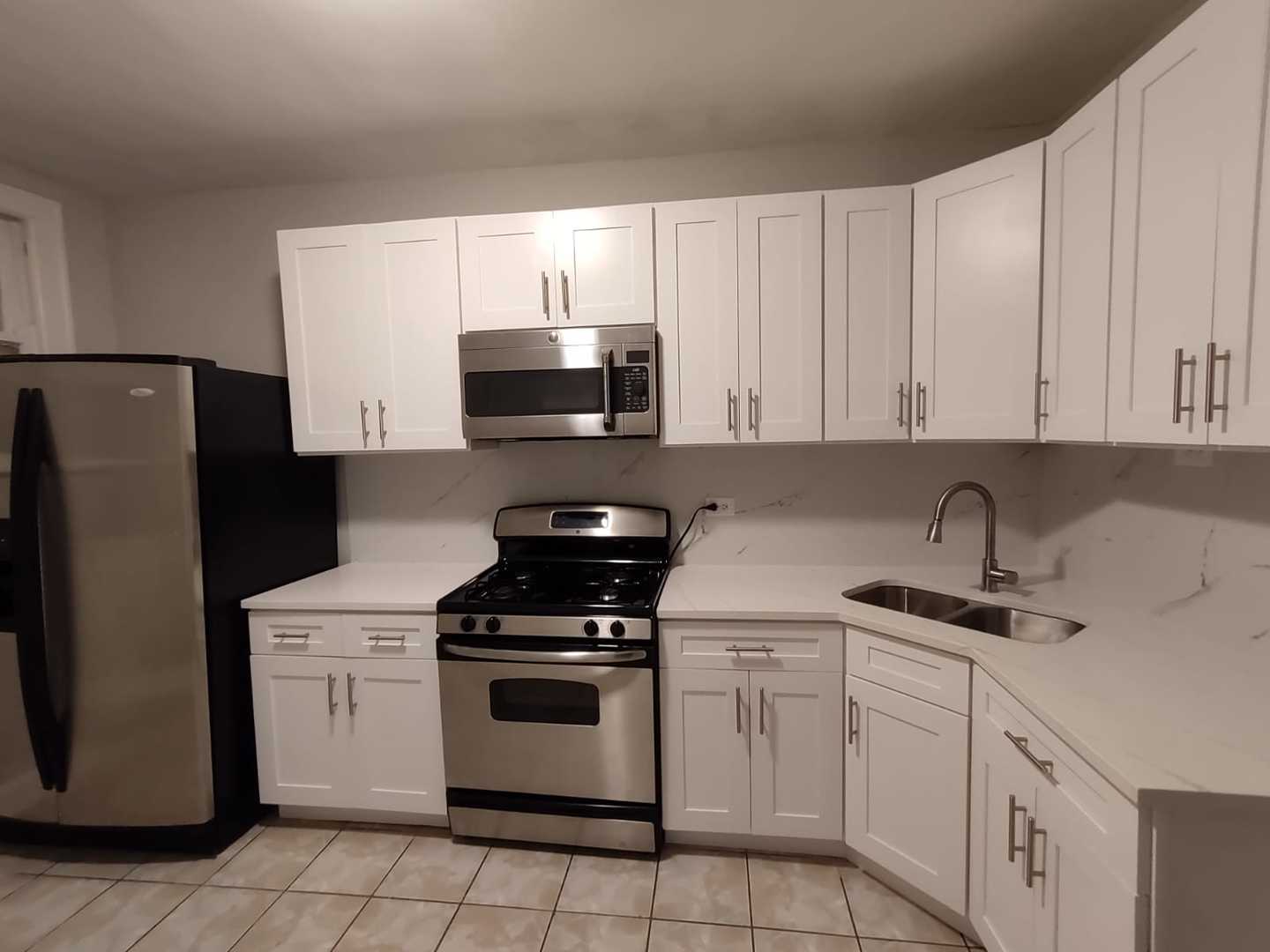 2817 W 63RD Street