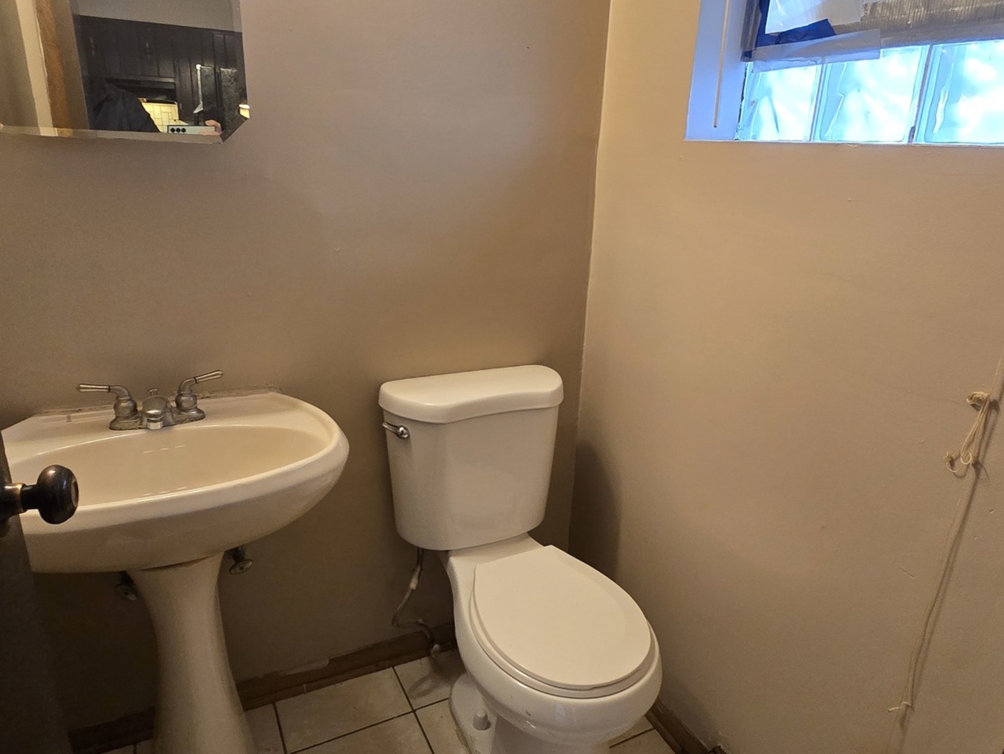 Harvey, Illinois 60426, United States, 3 Bedrooms Bedrooms, ,2 BathroomsBathrooms,Residential,Active,253090