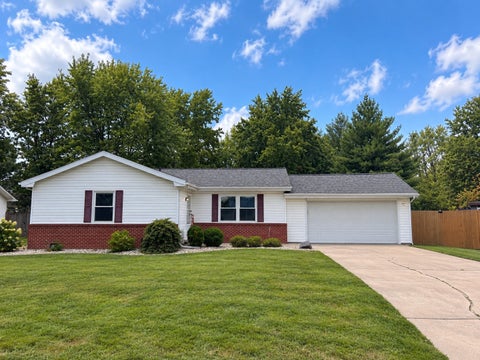 Photo of 139 Fielder Drive, Salem, IL 62881 (MLS # 12759092)