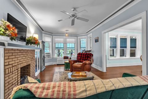 Tiny photo for 1458 W Berwyn Avenue #1, Chicago, IL 60640 (MLS # 12476105)