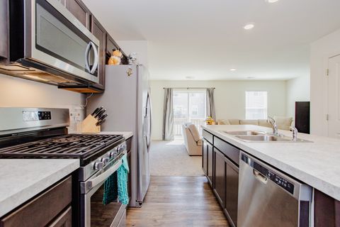 Tiny photo for 2517 Alison Avenue, Pingree Grove, IL 60140 (MLS # 12683038)