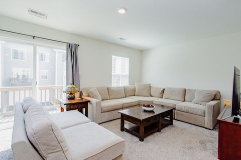Tiny photo for 2517 Alison Avenue, Pingree Grove, IL 60140 (MLS # 12683038)