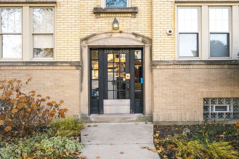 Photo of 5501 W School Street #1C, Chicago, IL 60641 (MLS # 12524258)