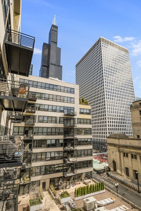 Tiny photo for 130 S CANAL Street #624, Chicago, IL 60606 (MLS # 12490112)