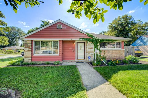 Photo of 27 Apple Court, Park Forest, IL 60466 (MLS # 12431189)