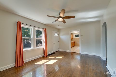 Tiny photo for 215 E Pine Avenue, Bensenville, IL 60106 (MLS # 12470539)
