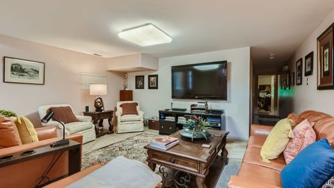 Tiny photo for 3422 S Prairie Avenue, Chicago, IL 60616 (MLS # 12434061)