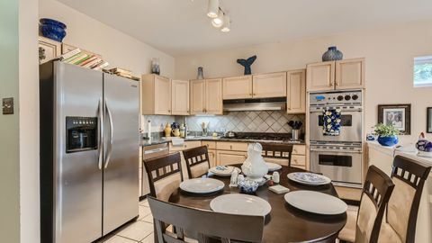 Tiny photo for 3422 S Prairie Avenue, Chicago, IL 60616 (MLS # 12434061)