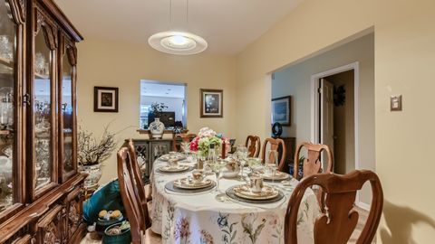 Tiny photo for 3422 S Prairie Avenue, Chicago, IL 60616 (MLS # 12434061)