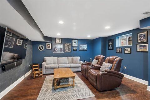 Tiny photo for 811 Clarence Avenue, Oak Park, IL 60304 (MLS # 12619531)