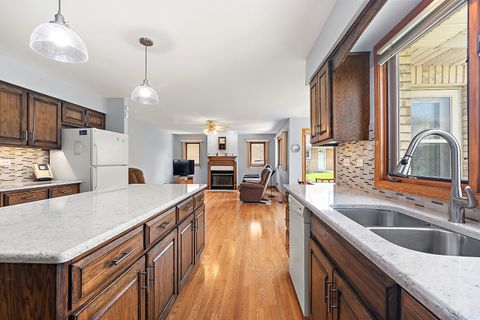 Tiny photo for 14342 Oakley Avenue, Orland Park, IL 60462 (MLS # 12604120)