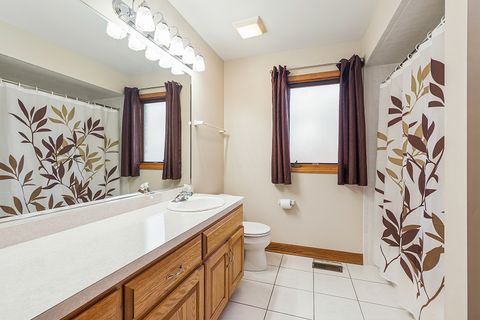 Tiny photo for 14342 Oakley Avenue, Orland Park, IL 60462 (MLS # 12604120)